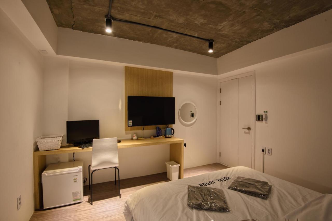 Hotel Junoh Seoul Exterior foto