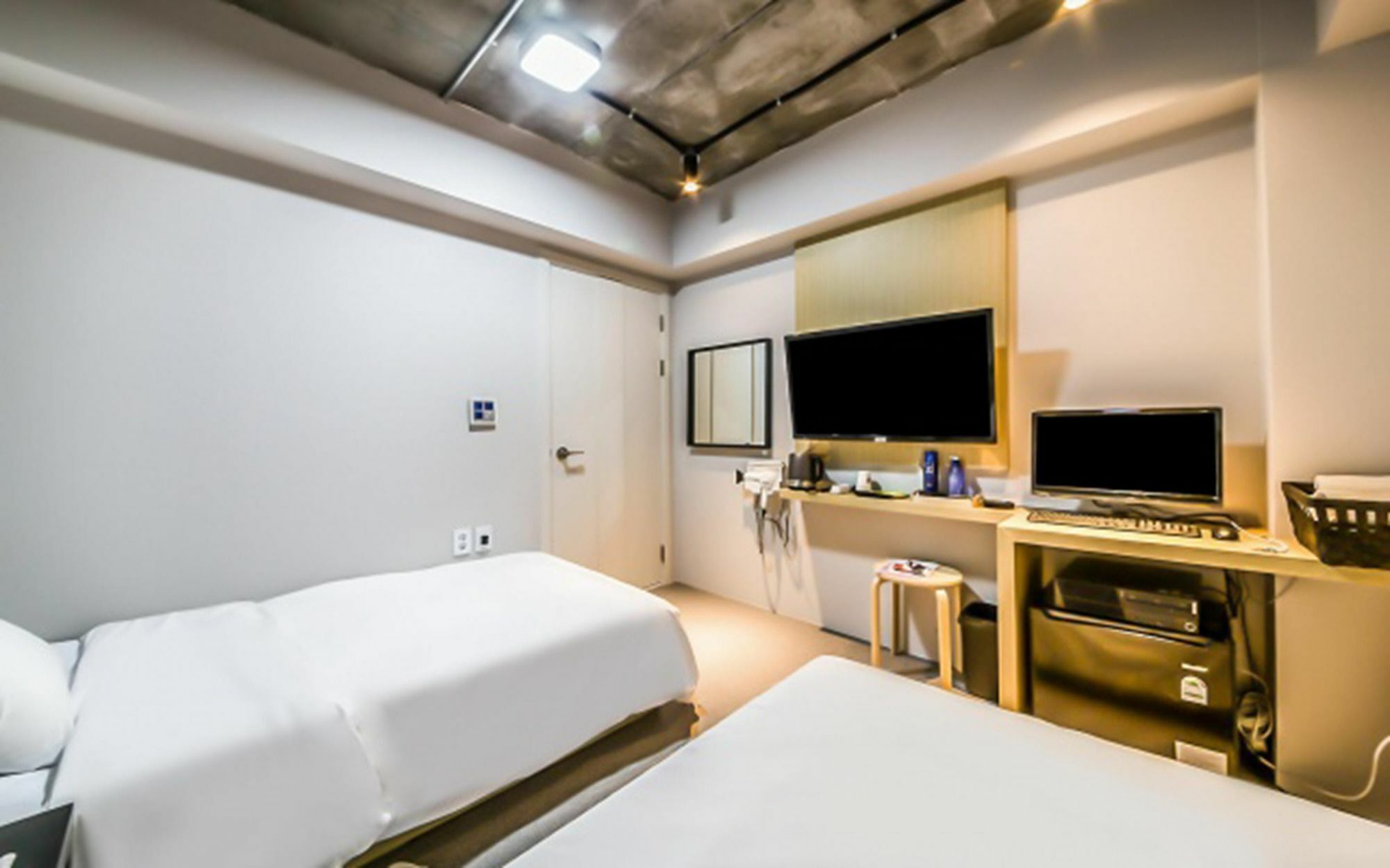 Hotel Junoh Seoul Exterior foto